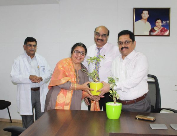 Basavatarakam Cancer Hospital 'Sankalp'; the Andhra Bank Family Club Donation